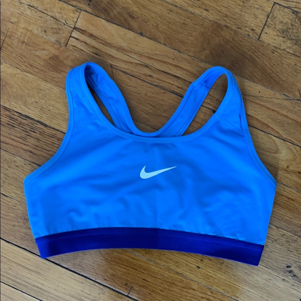 Nike dri-fit sports bra